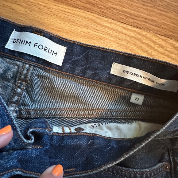 Aritzia The Farrah Hi-rise Wide Jean in Be About Dark Bleu - Picture 6 of 9